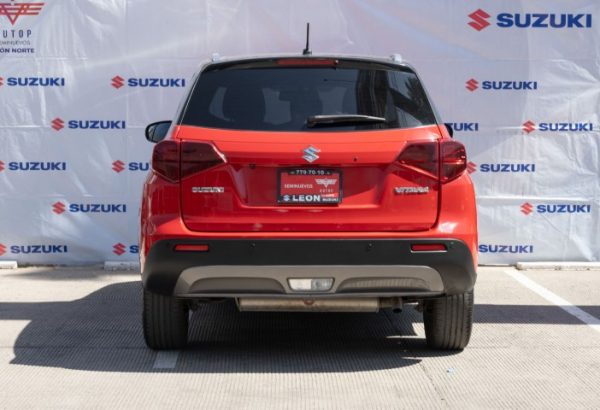 SUZUKI VITARA GLX ROJA 2021 $365,000.00 - Imagen 5