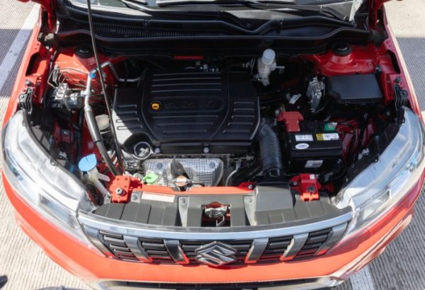 SUZUKI VITARA GLX ROJA 2021 $365,000.00 - Imagen 8