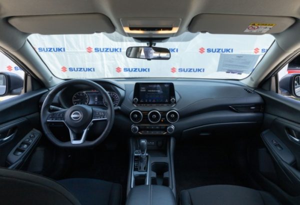 NISSAN SENTRA ADVANCE 2024 GRIS OXFORD $395,000.00 - Imagen 6