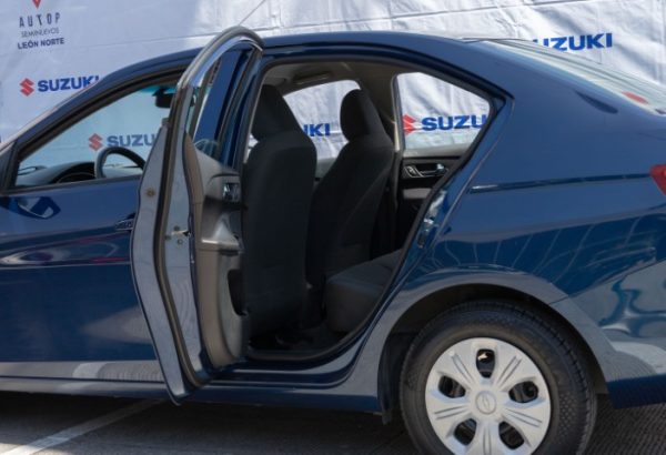 CHEVROLET AVEO LS 2023 AZUL MARINO $235,000.00 - Imagen 4