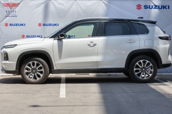 SUZUKI GRAND VITARA GLX BOOSTERGREEN 2024 BLANCA $420,000.00 - Imagen 3