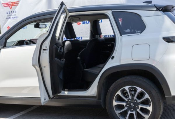 SUZUKI GRAND VITARA GLX BOOSTERGREEN 2024 BLANCA $420,000.00 - Imagen 4