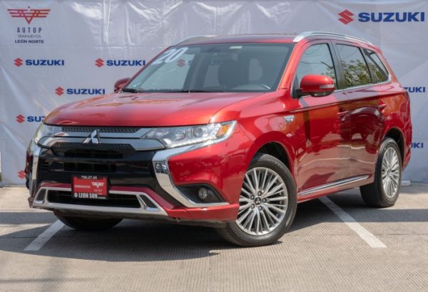 MITSUBISHI OUTLANDER SE PHEV 4X4 2020 $395,000.00