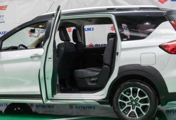 SUZUKI XL7 GLX AUT 2023 BLANCA $385,000.00 - Imagen 5