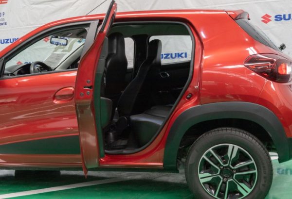RENAULT KWID ICONIC 2024 ROJO $215,000.00 - Imagen 5