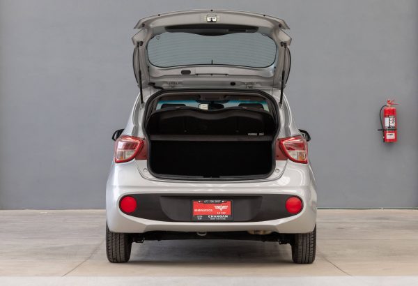 HYUNDAI i10 GL MID 2020  $210,000 - Imagen 7