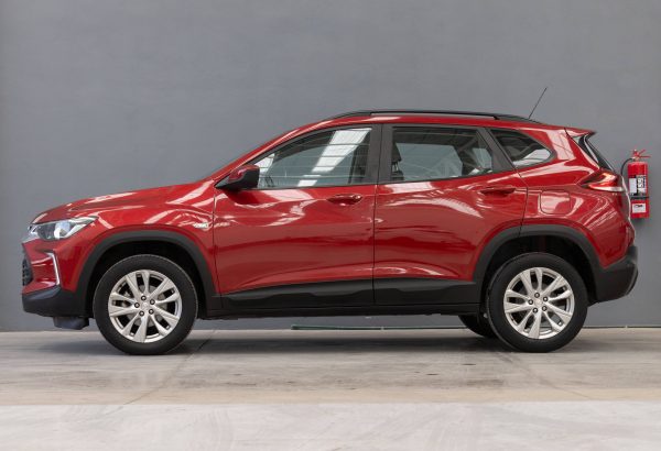 CHEVROLET TRACKER LT 2022 $ 325,000 - Imagen 3