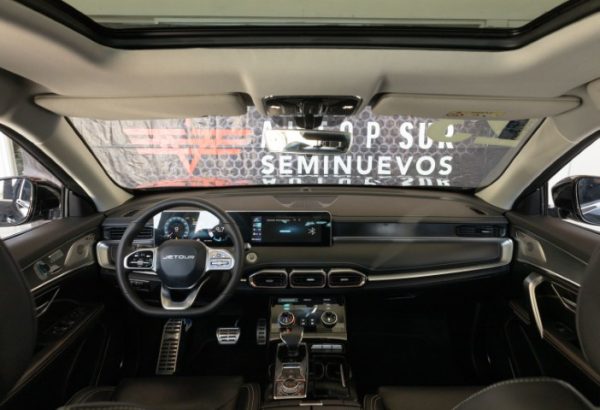 JETOUR X70 PLUS 2023 $399,000.00 - Imagen 4
